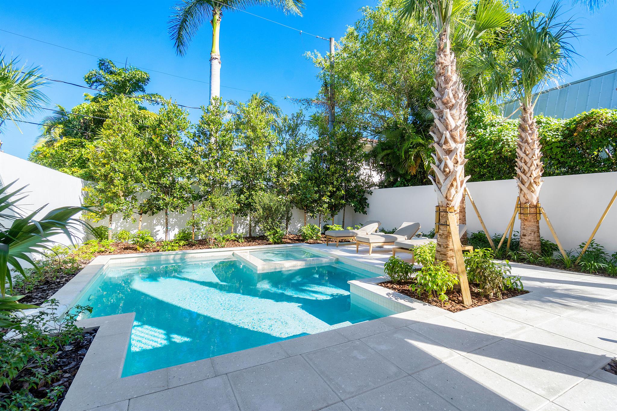 KENMONT - Residential