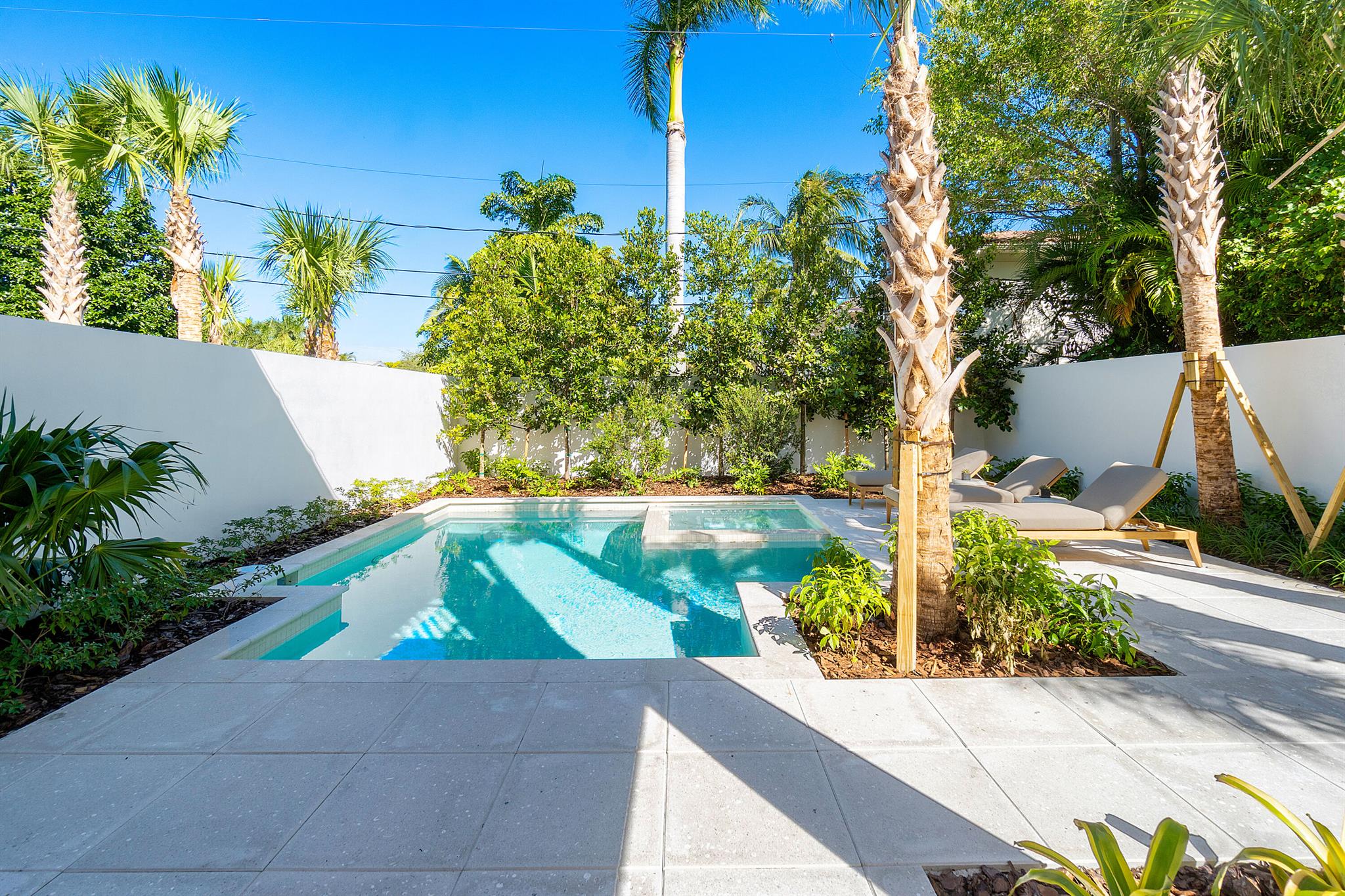 KENMONT - Residential