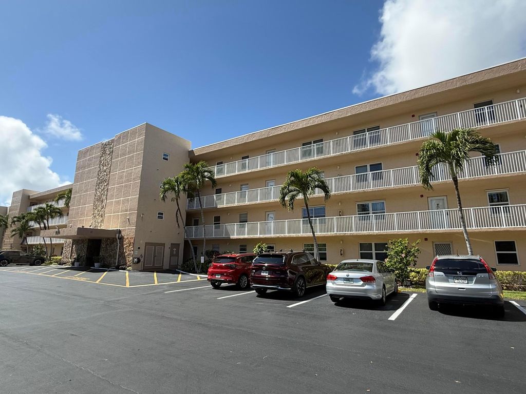 Photo of 1024 SE 5th Ave #308, Dania Beach, FL 33004 (MLS # B26000811)