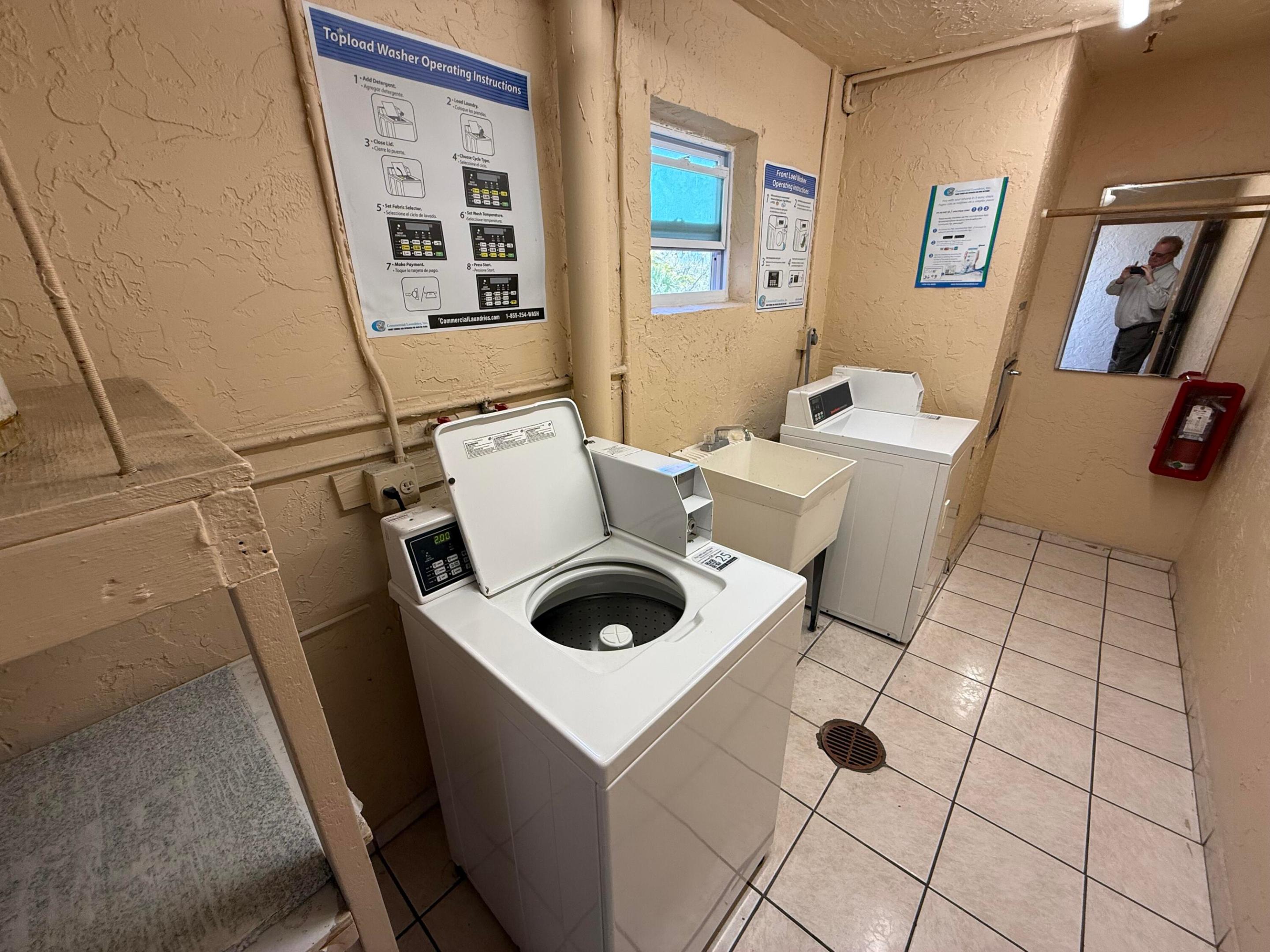 MEADOWBROOK LAKES CONDO - Residential