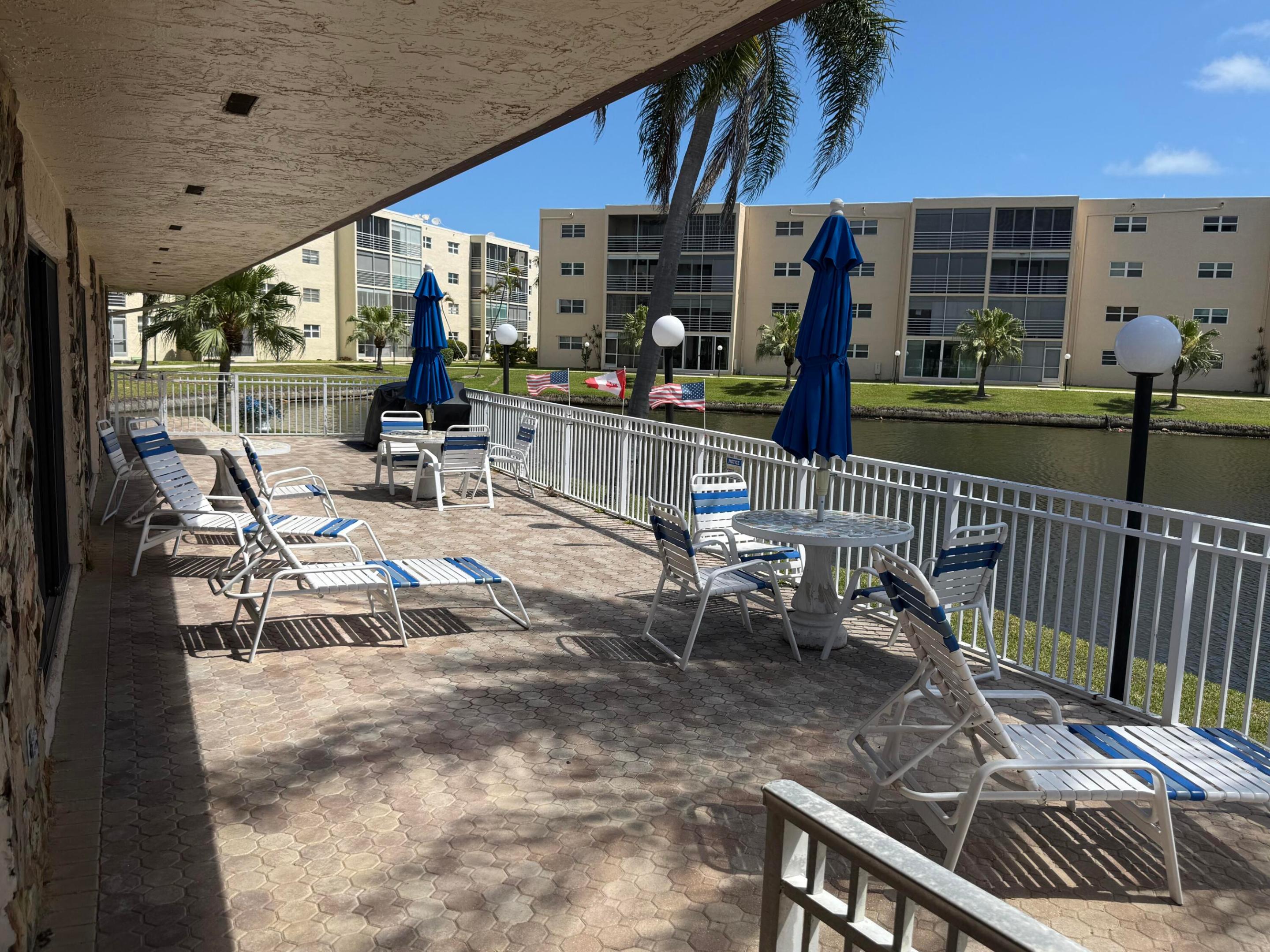 MEADOWBROOK LAKES CONDO - Residential