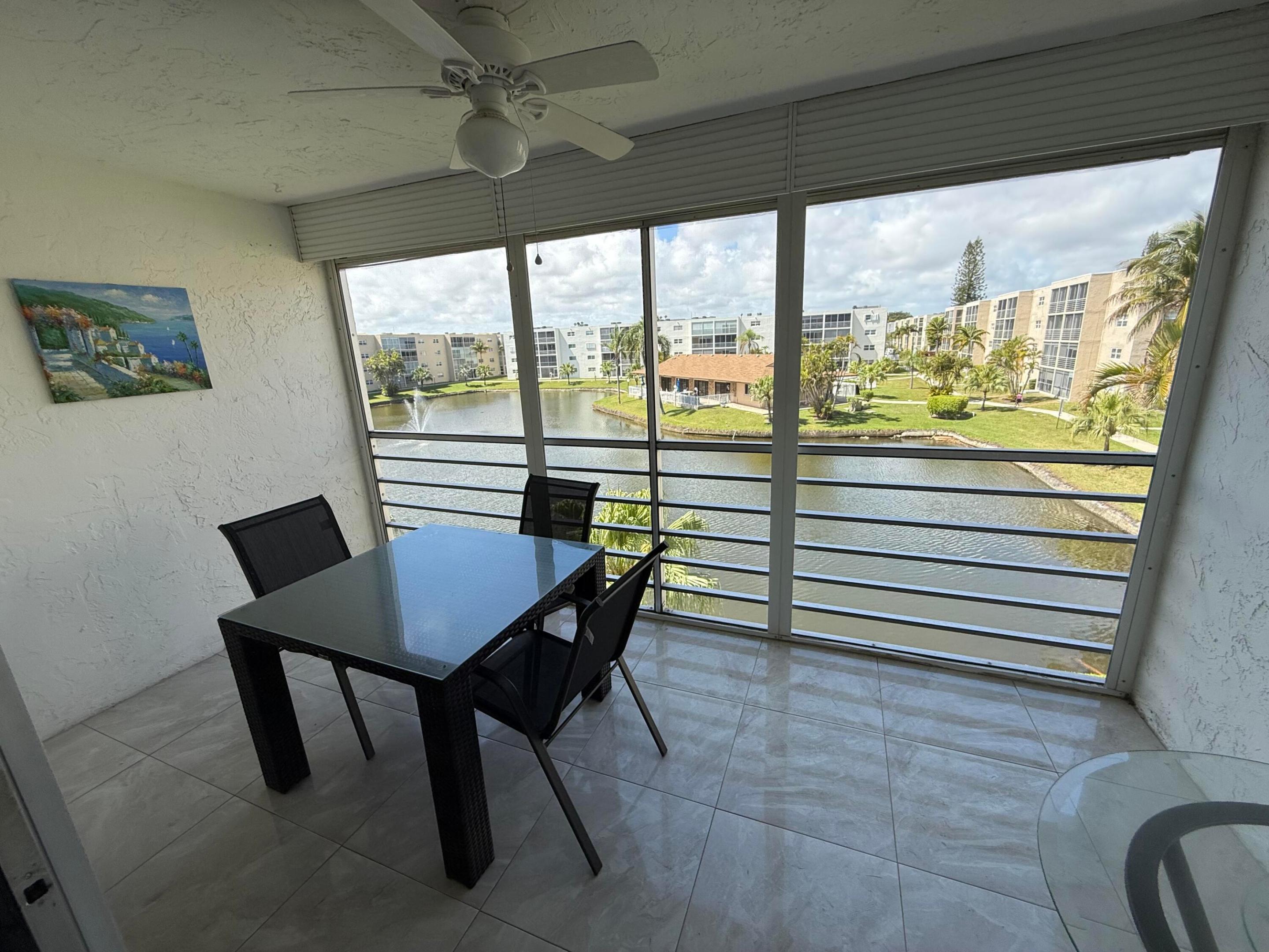 MEADOWBROOK LAKES CONDO - Residential