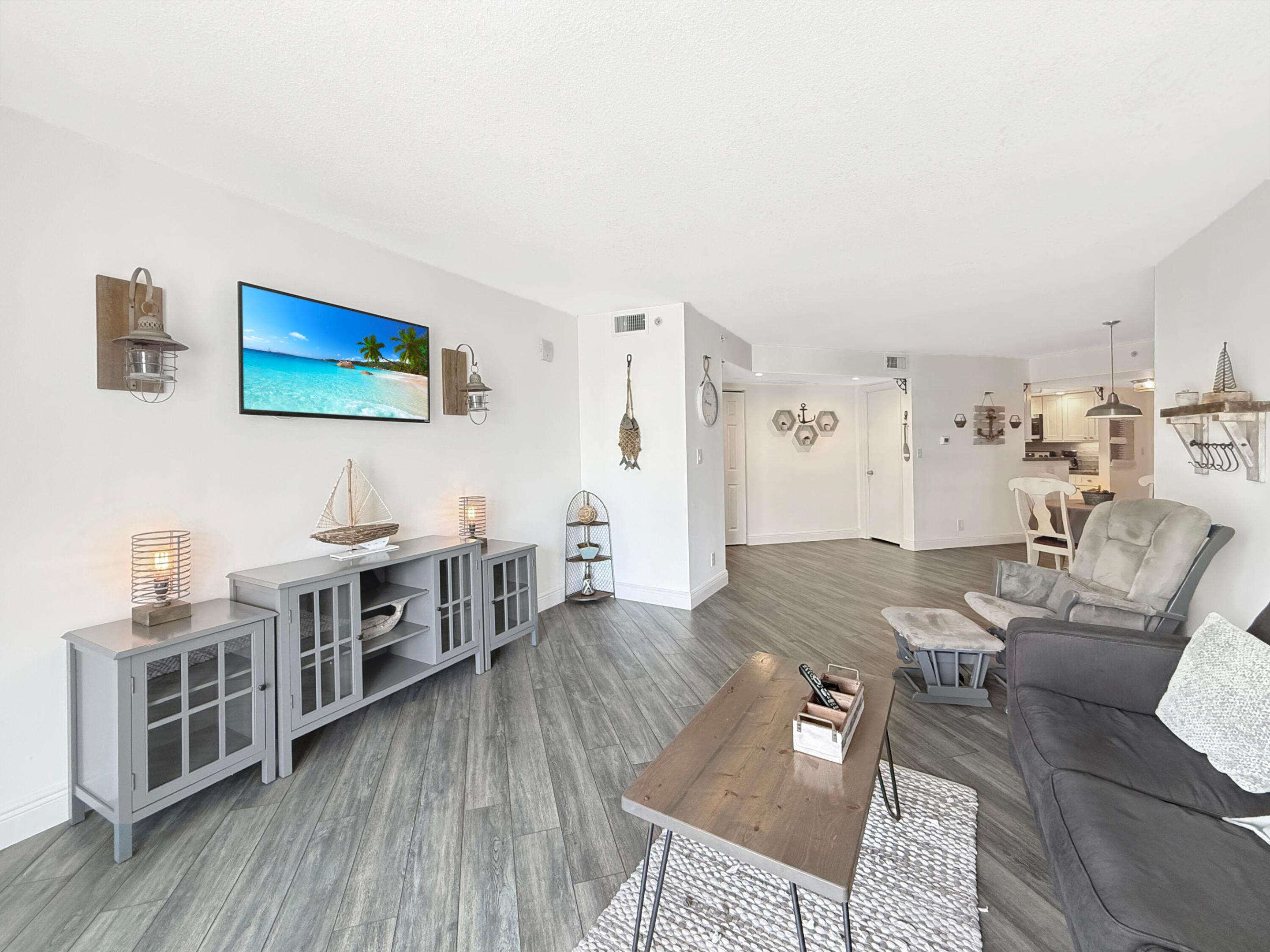 3000 N Ocean Drive 17 B