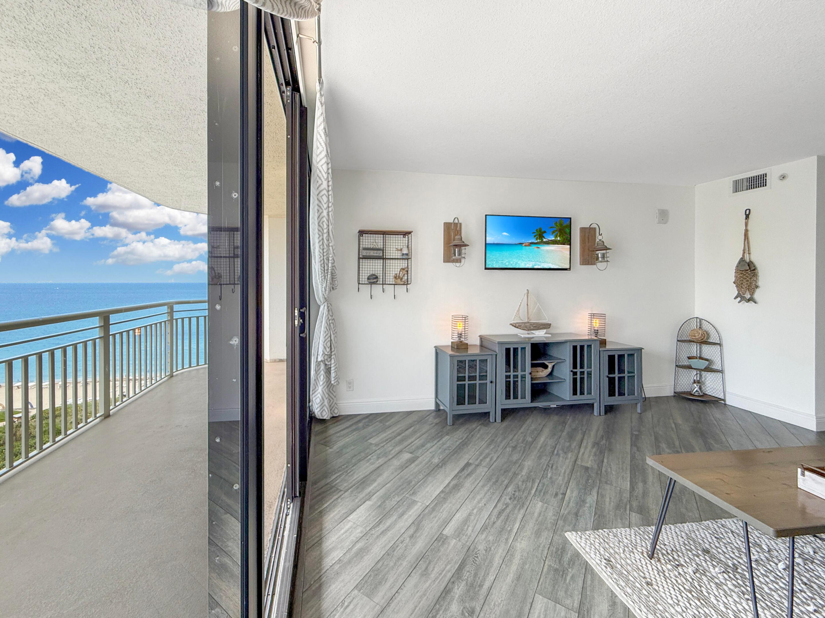 3000 N Ocean Drive 17 B