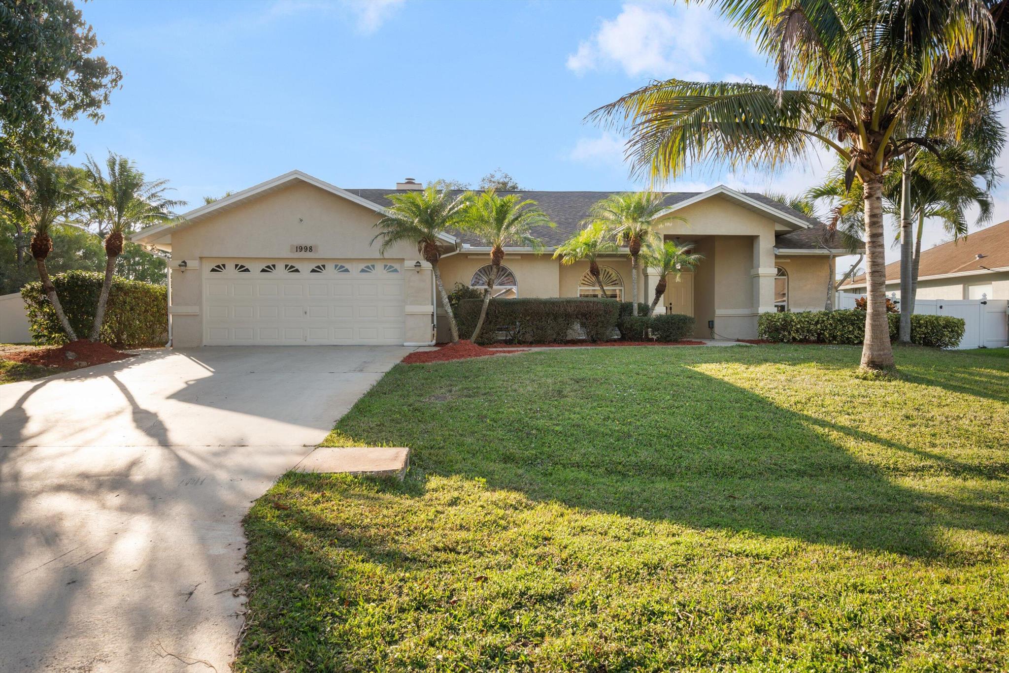 PORT ST LUCIE SECTION 8 - Residential