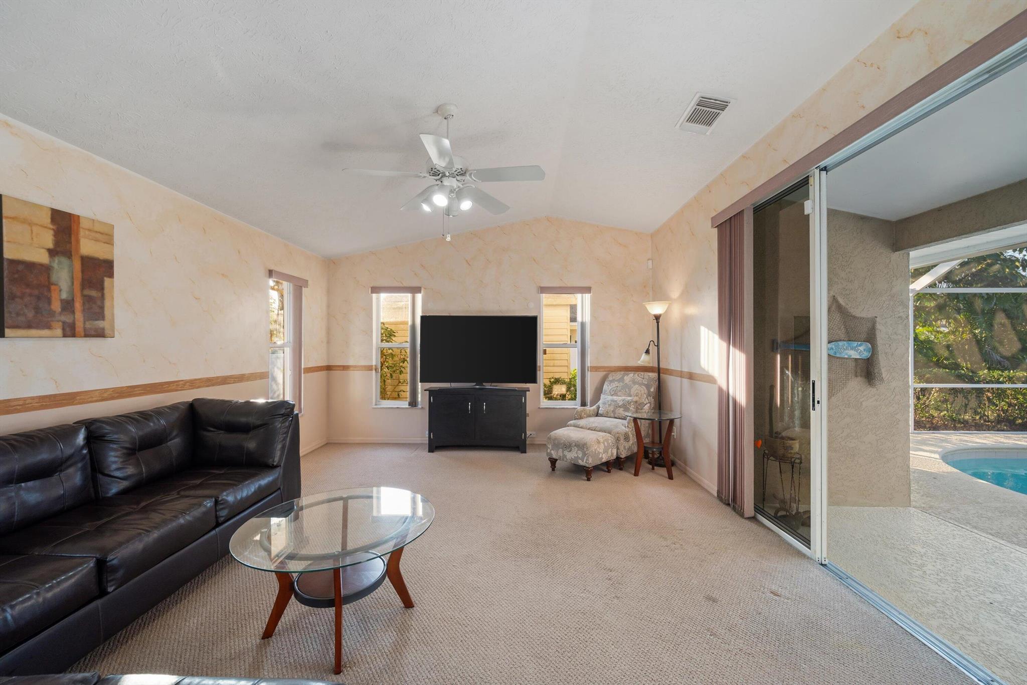 PORT ST LUCIE SECTION 8 - Residential