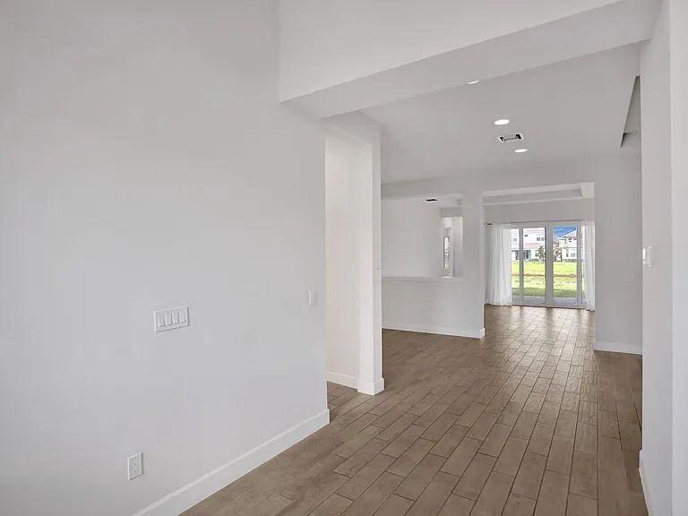 GROVES OF WESTLAKE - Residential Lease