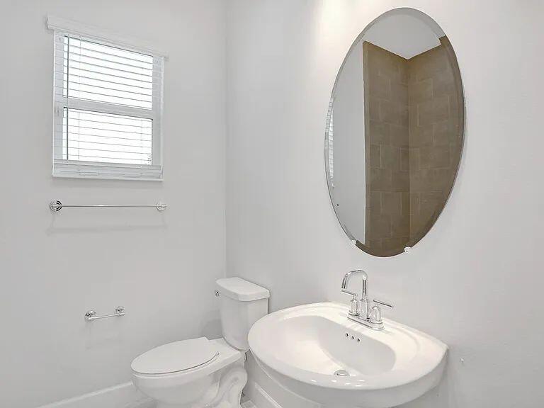 GROVES OF WESTLAKE - Residential Lease
