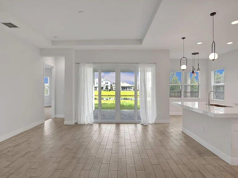 GROVES OF WESTLAKE - Residential Lease