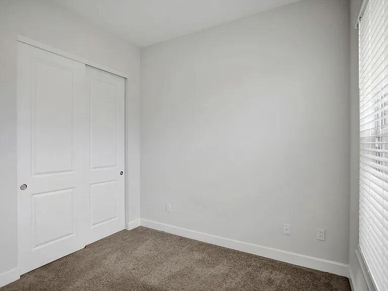 GROVES OF WESTLAKE - Residential Lease