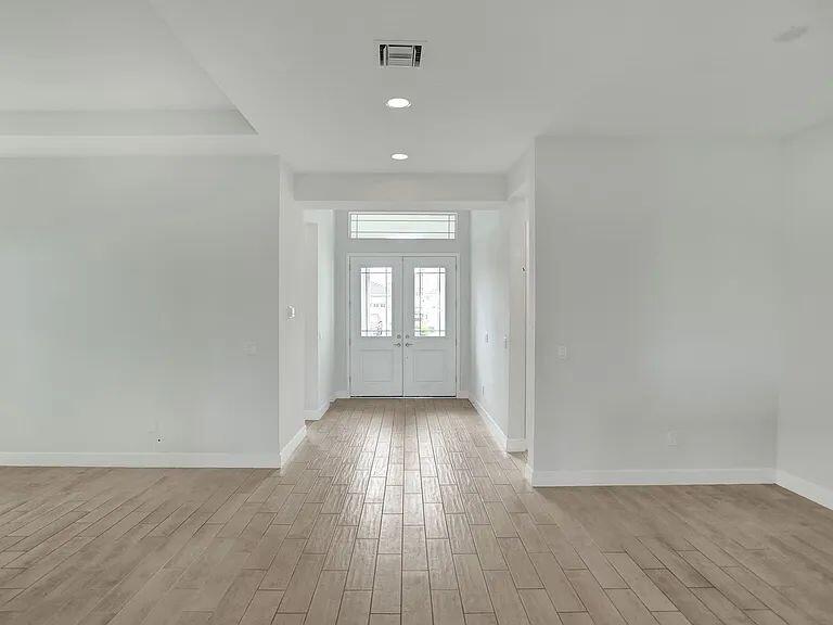 GROVES OF WESTLAKE - Residential Lease