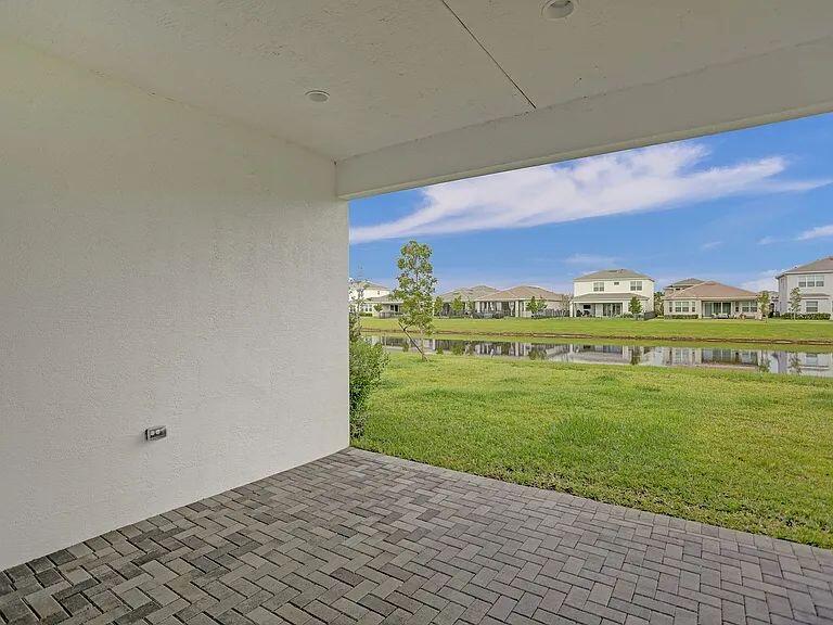 GROVES OF WESTLAKE - Residential Lease