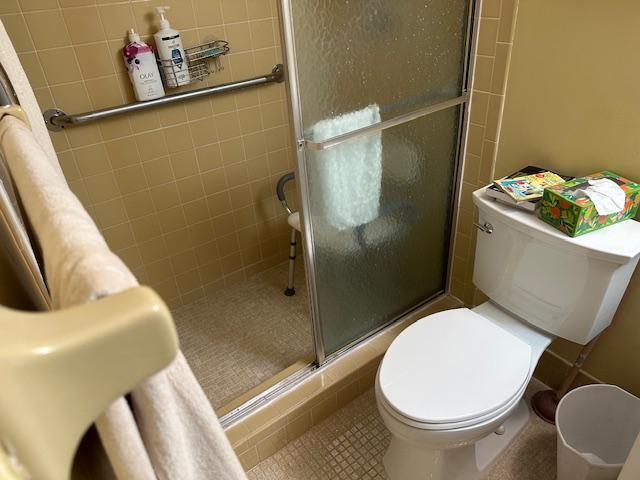 ORIOLE GARDENS THREE 84 CONDO - Residential