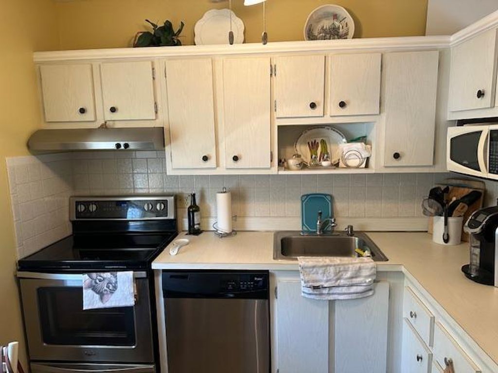 Photo of 7500 NW 1st Street #208, Margate, FL 33063 (MLS # B26003276)