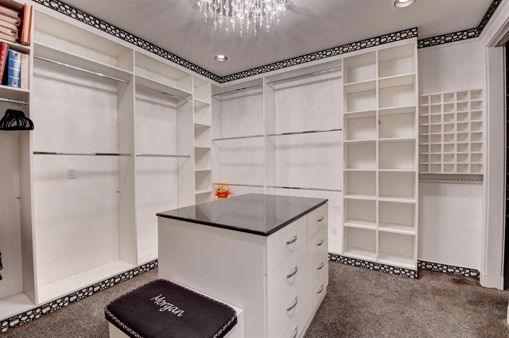 ST ANDREWS COUNTRY CLUB - Residential