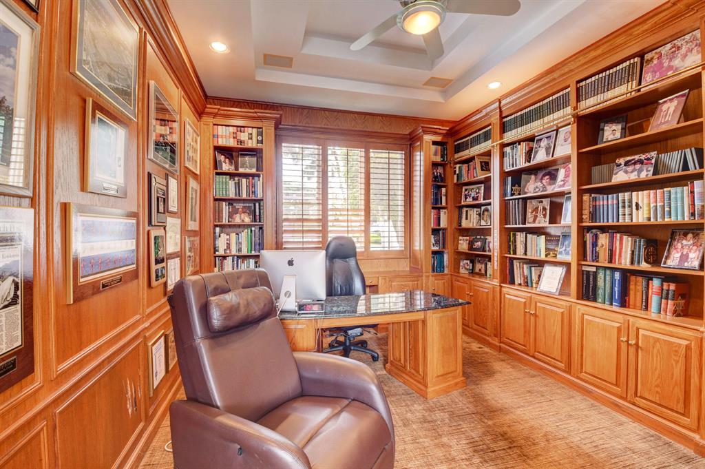 ST ANDREWS COUNTRY CLUB - Residential