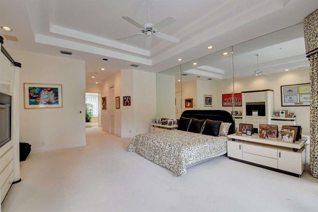 ST ANDREWS COUNTRY CLUB - Residential