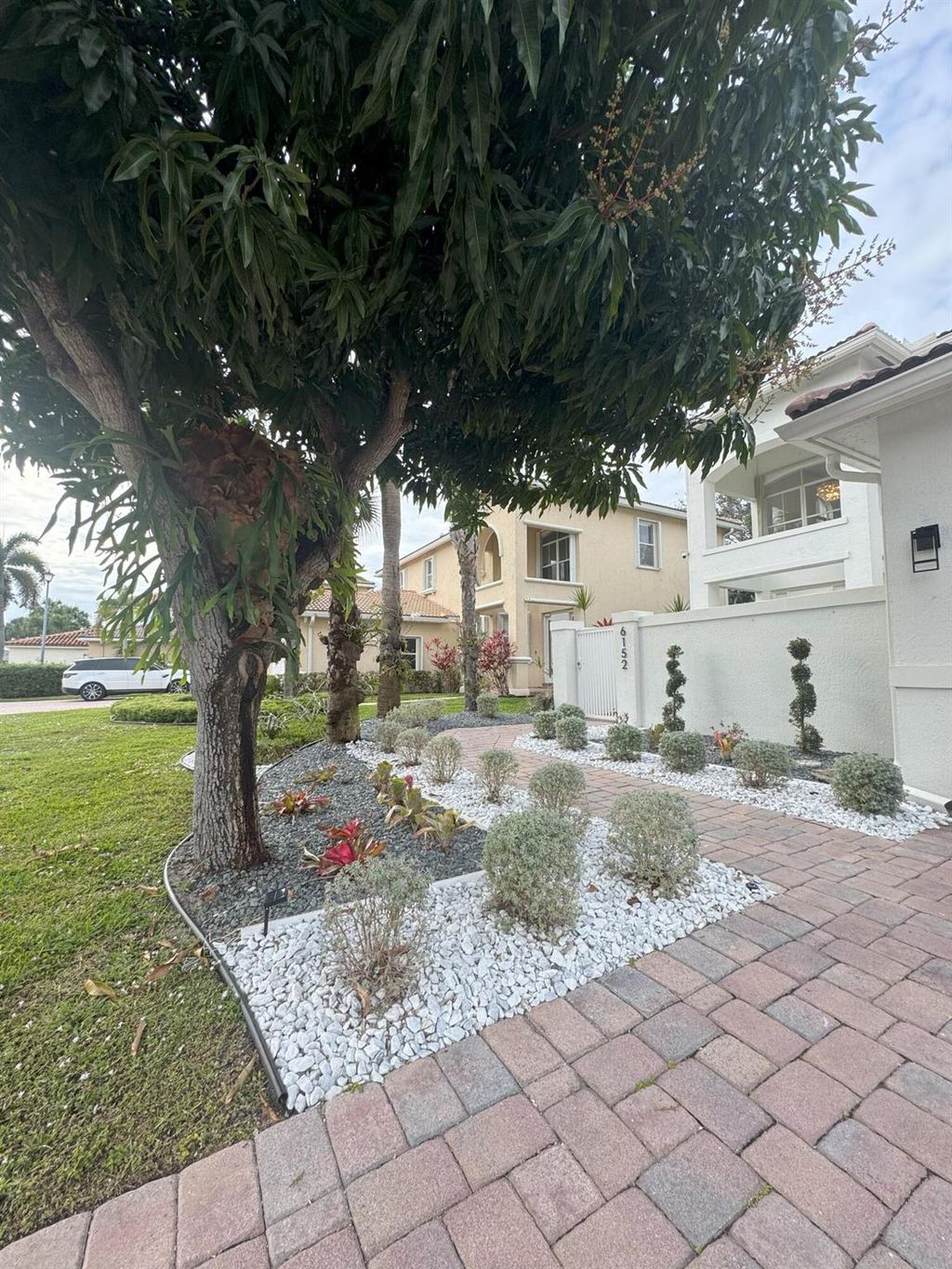 Photo of 6152 C Durham Drive, Lake Worth, FL 33467 (MLS # R11146567)