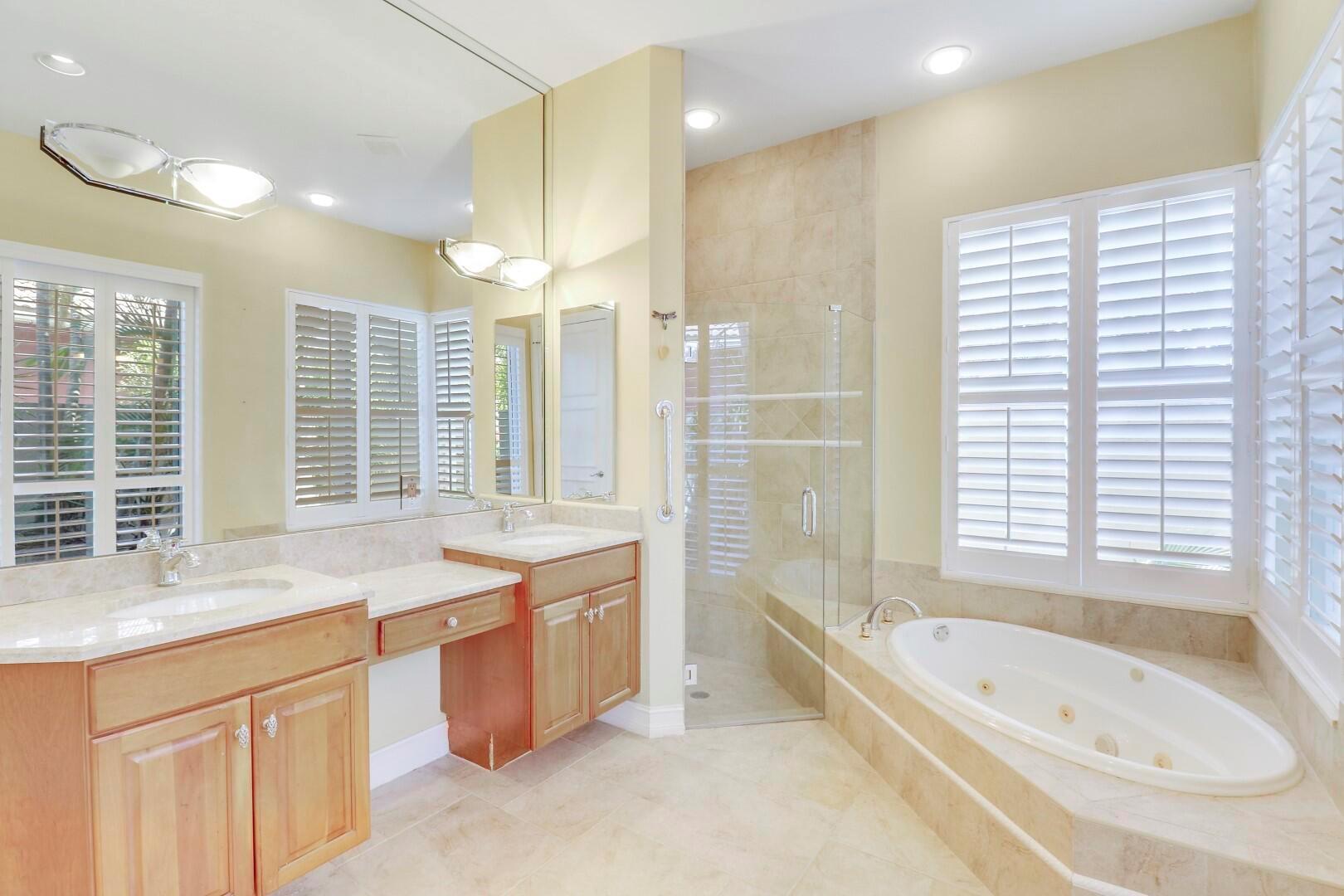 JUPITER RIVER ESTATES - Residential