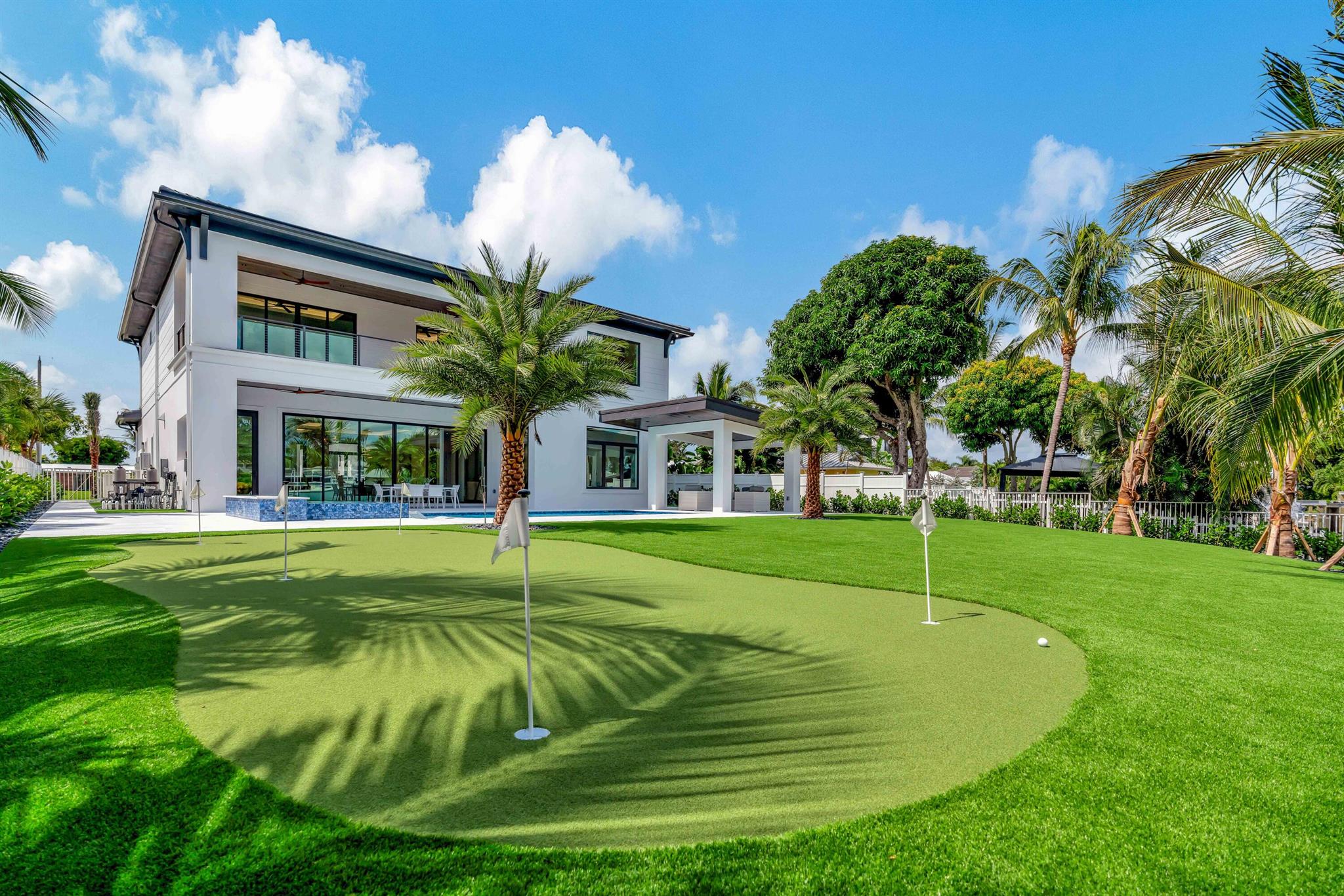 NORTH PALM BEACH VILLAGE - Residential