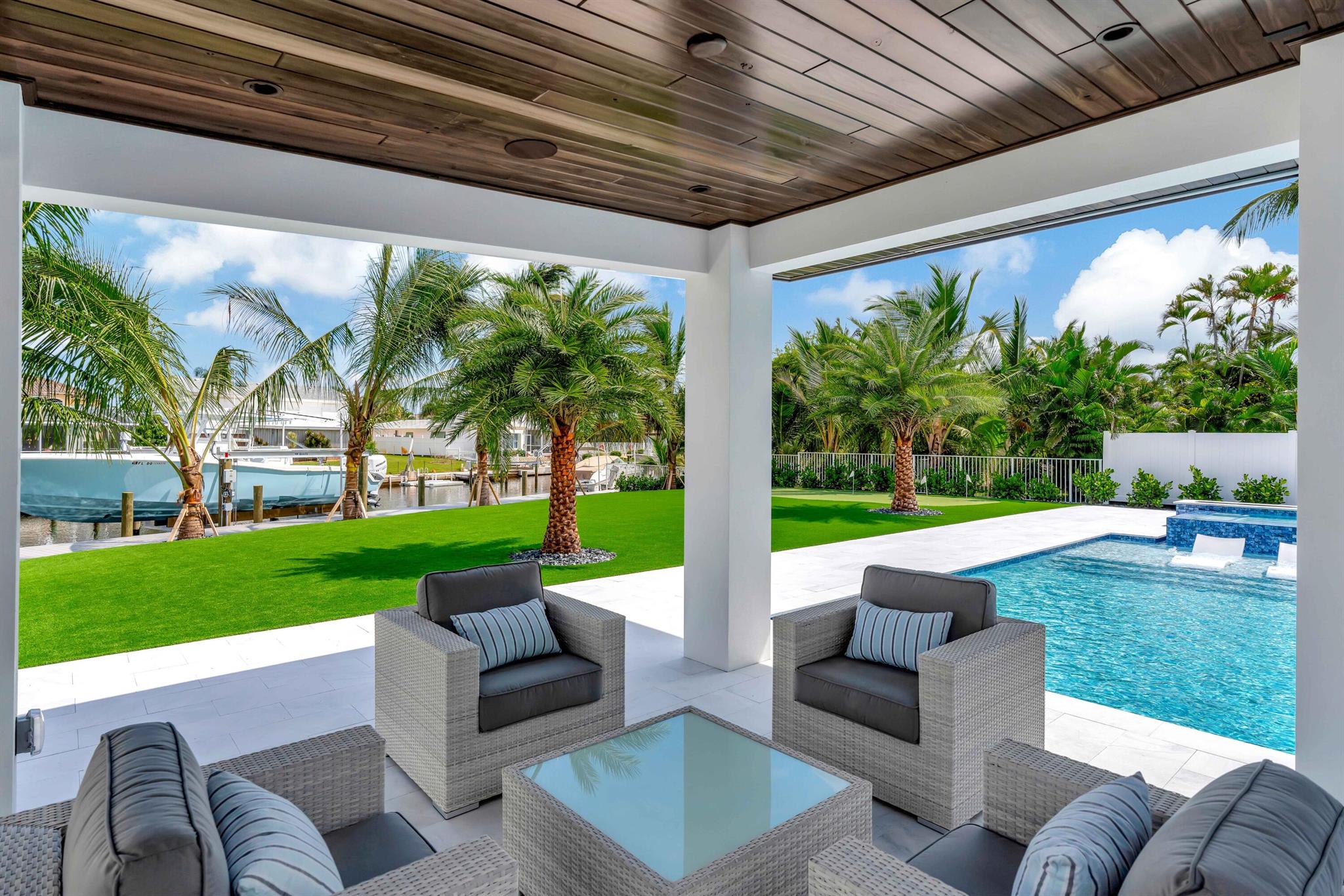 NORTH PALM BEACH VILLAGE - Residential