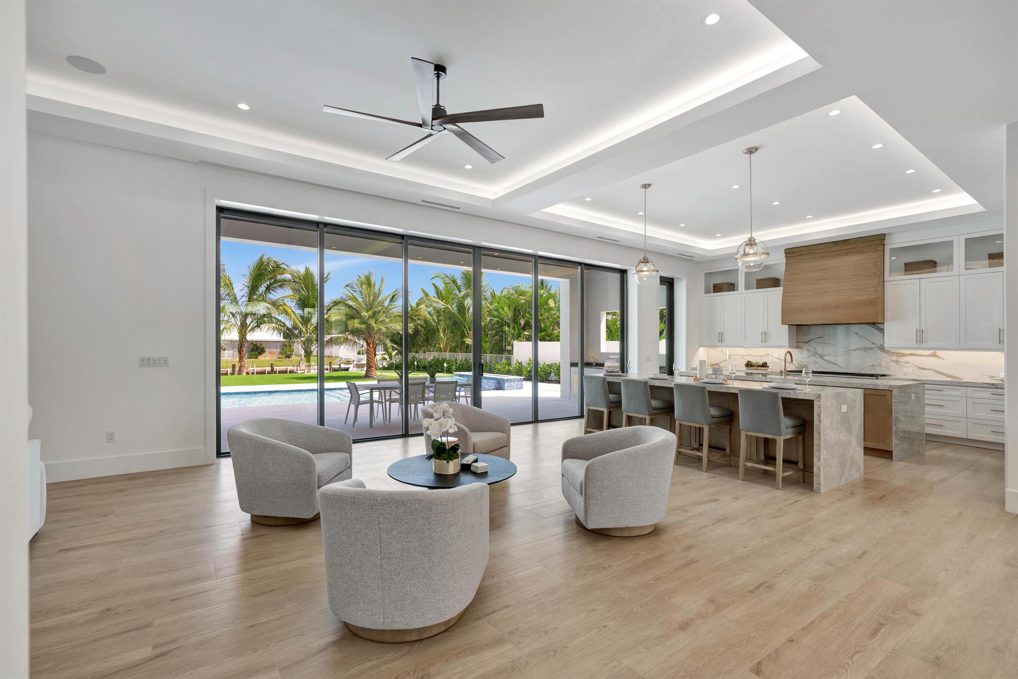 NORTH PALM BEACH VILLAGE - Residential