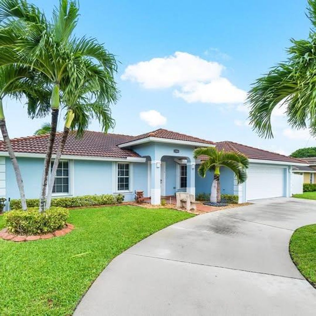 Photo of 1906 N N A St, Lake Worth Beach, FL 33460 (MLS # R11160045)