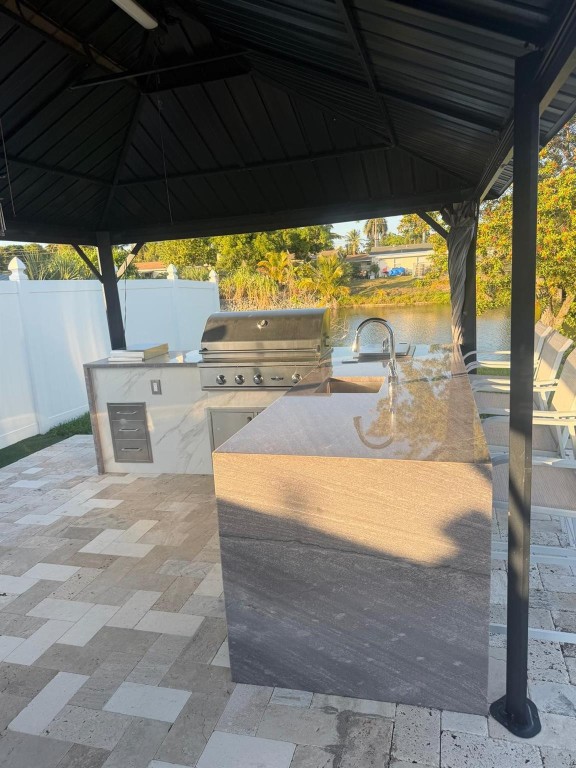 BONNIE LOCH - Residential