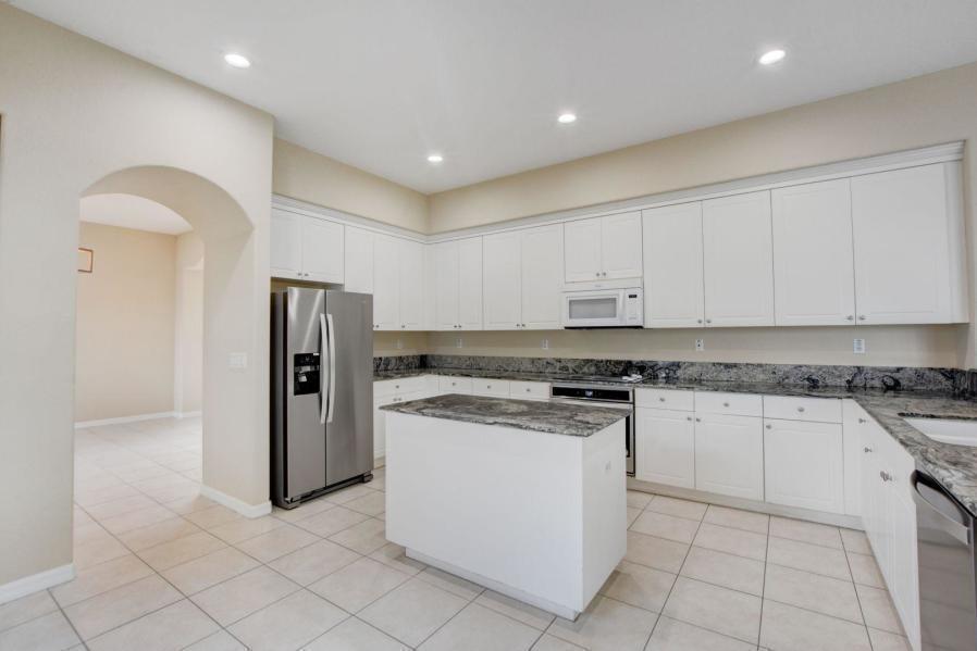 1388 Beacon Circle