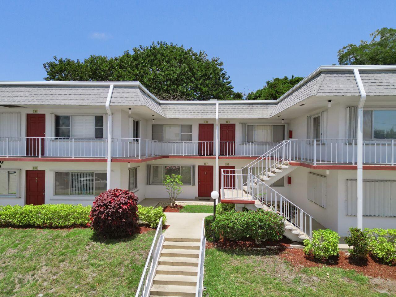 MURRY HILLS APT BLDG CONDO - Residential