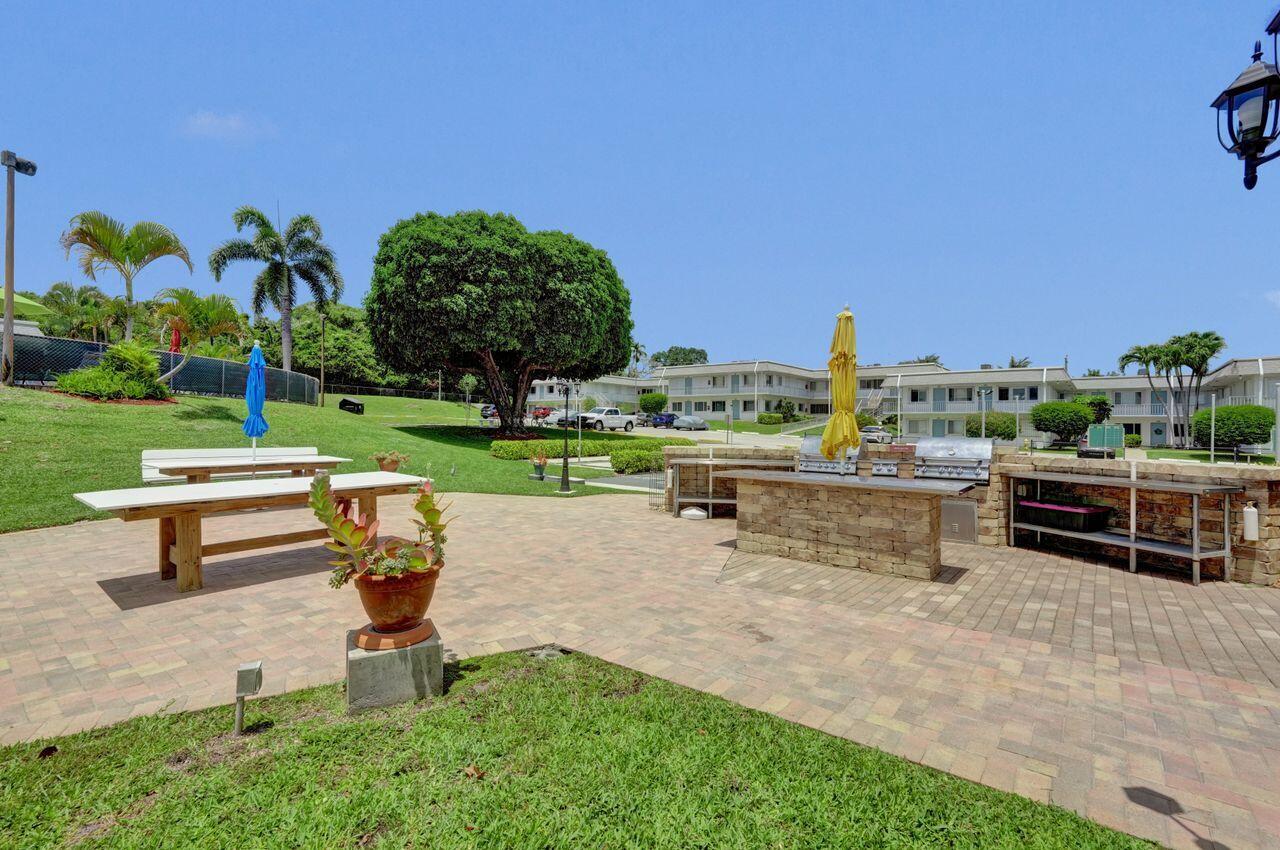MURRY HILLS APT BLDG CONDO - Residential