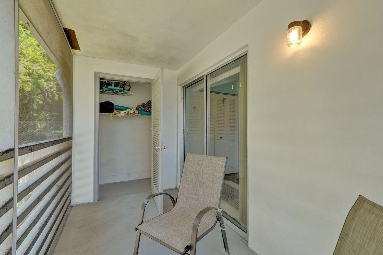 MURRY HILLS APT BLDG CONDO - Residential