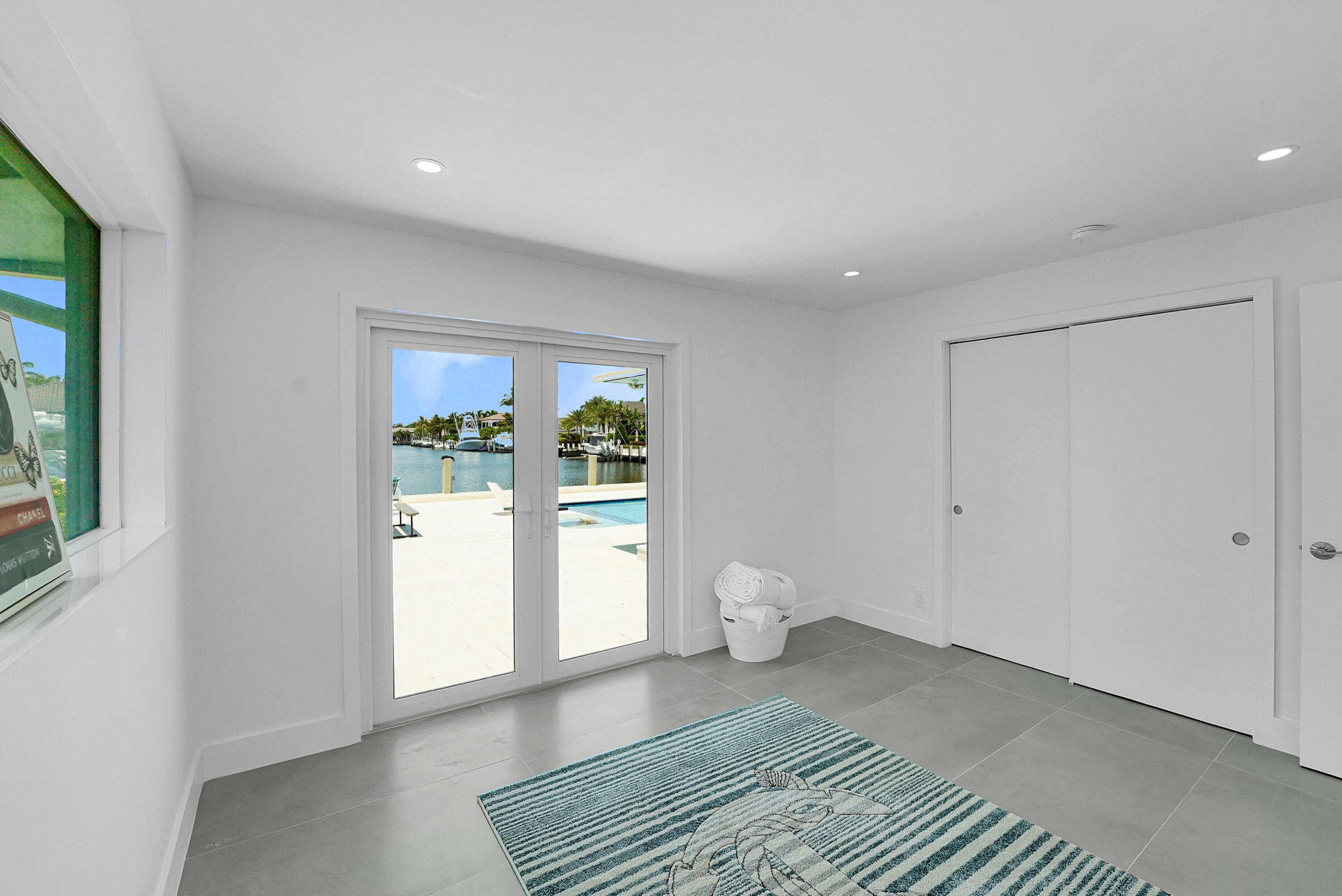LIGHTHOUSE POINT 6TH SEC - Residential Lease