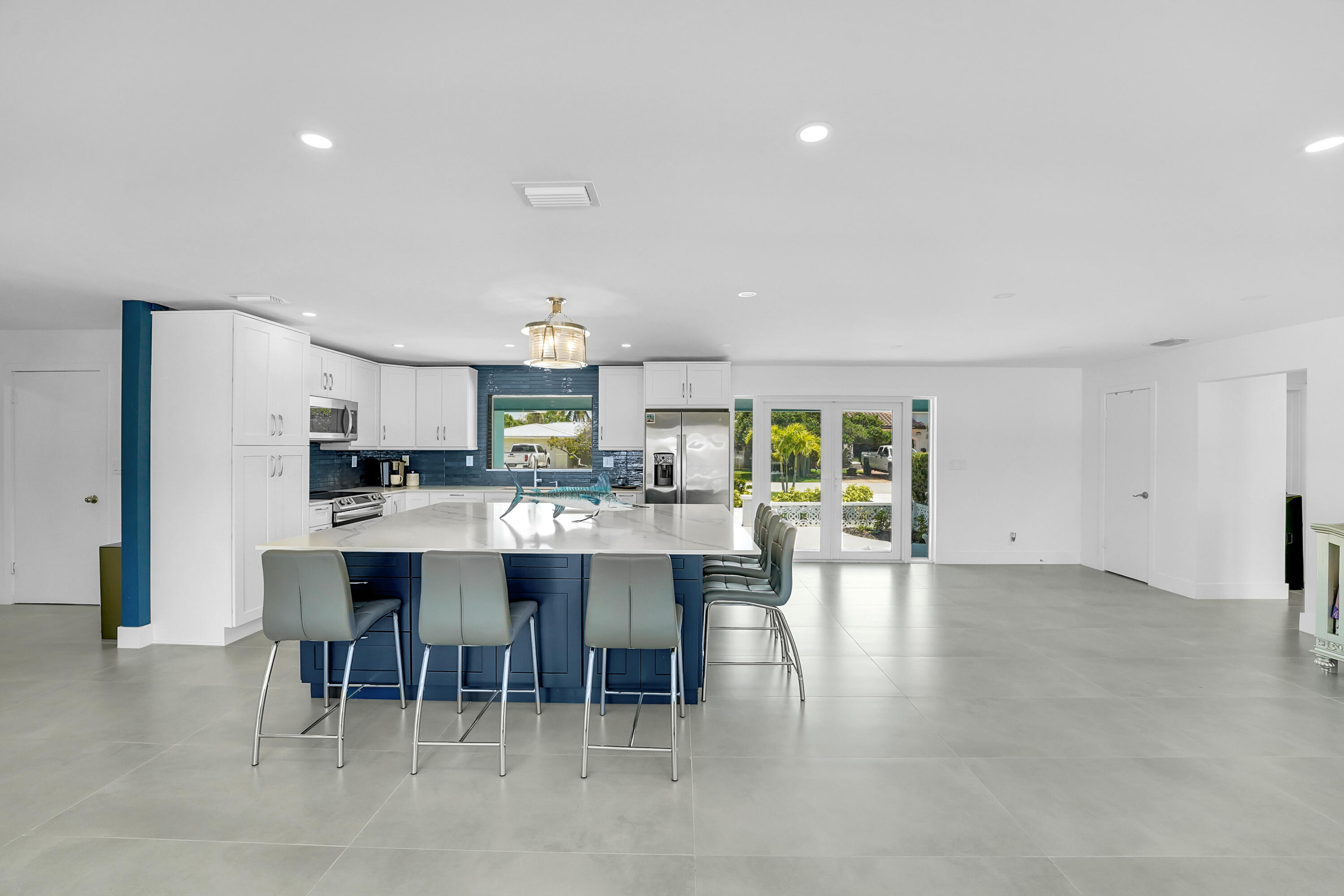 LIGHTHOUSE POINT 6TH SEC - Residential Lease