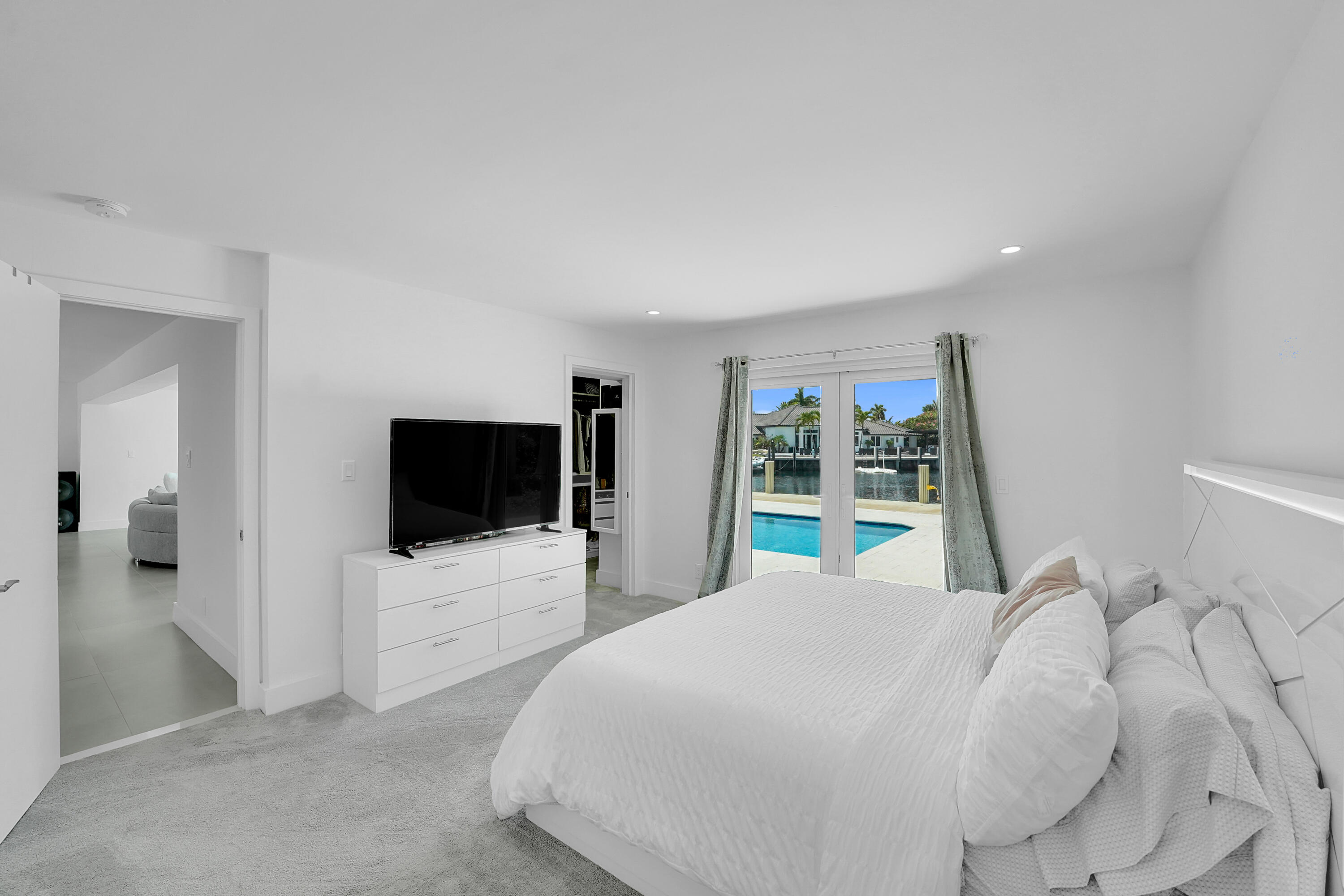 LIGHTHOUSE POINT 6TH SEC - Residential Lease