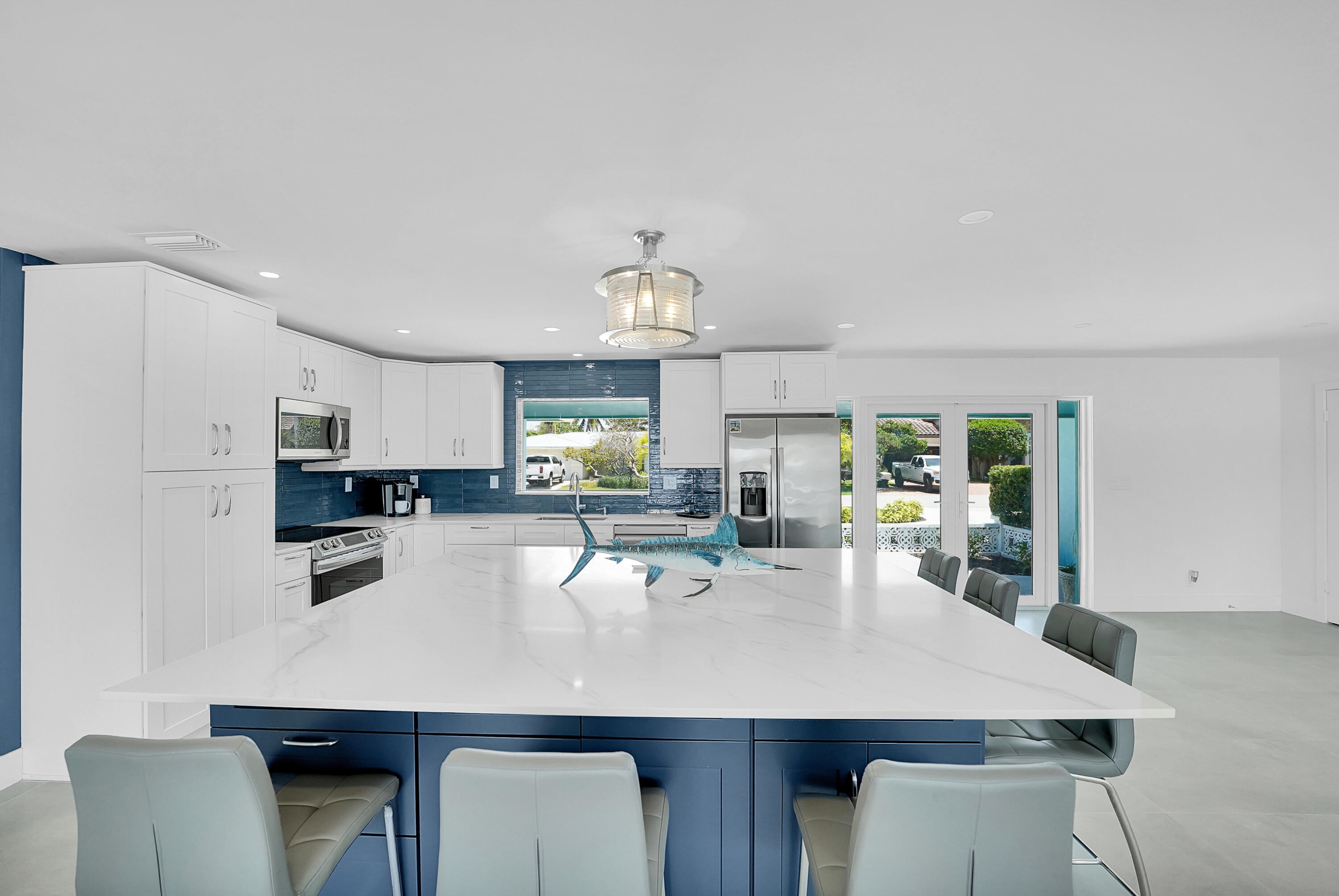 LIGHTHOUSE POINT 6TH SEC - Residential Lease