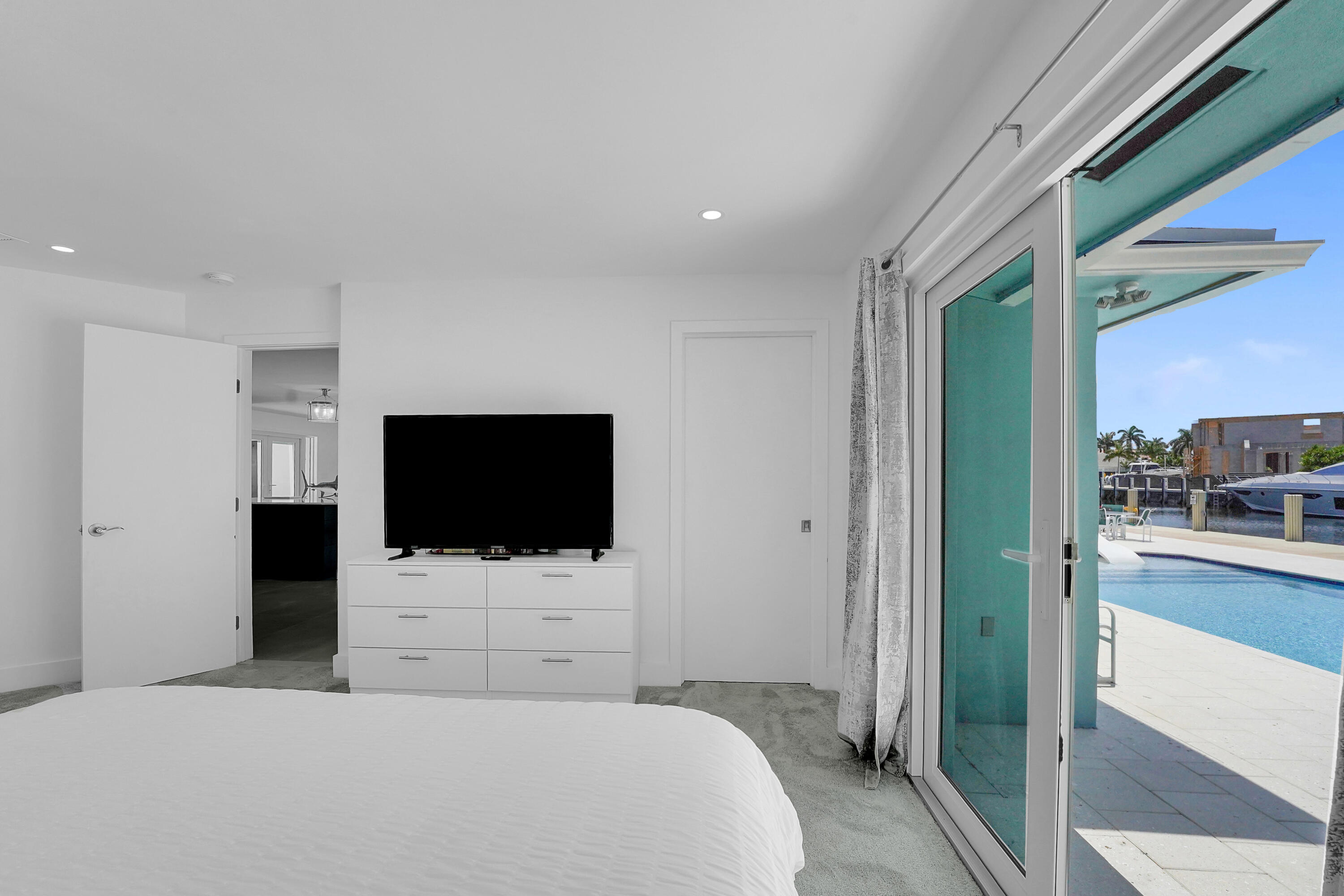 LIGHTHOUSE POINT 6TH SEC - Residential Lease