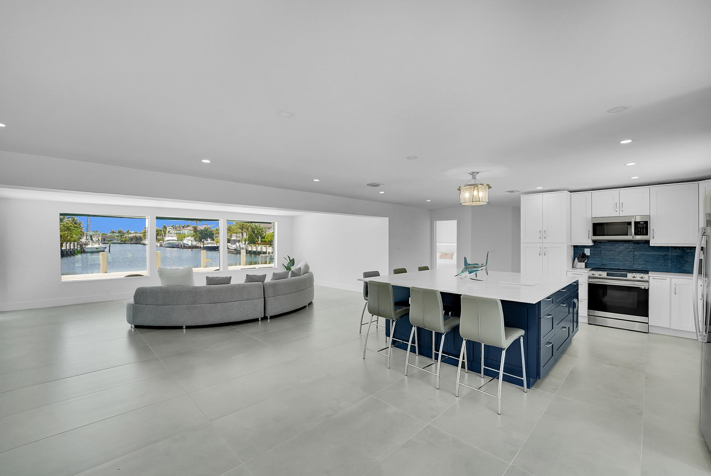LIGHTHOUSE POINT 6TH SEC - Residential Lease