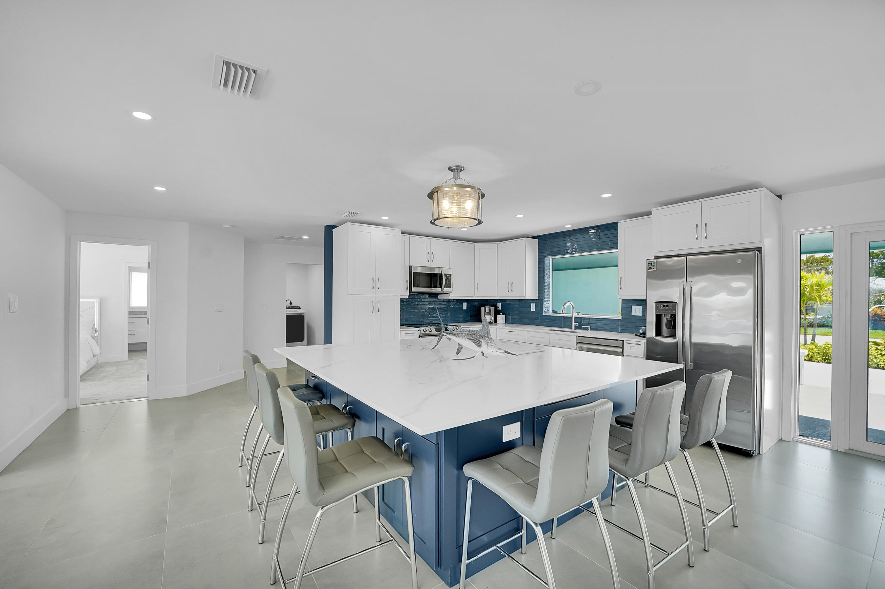 LIGHTHOUSE POINT 6TH SEC - Residential Lease