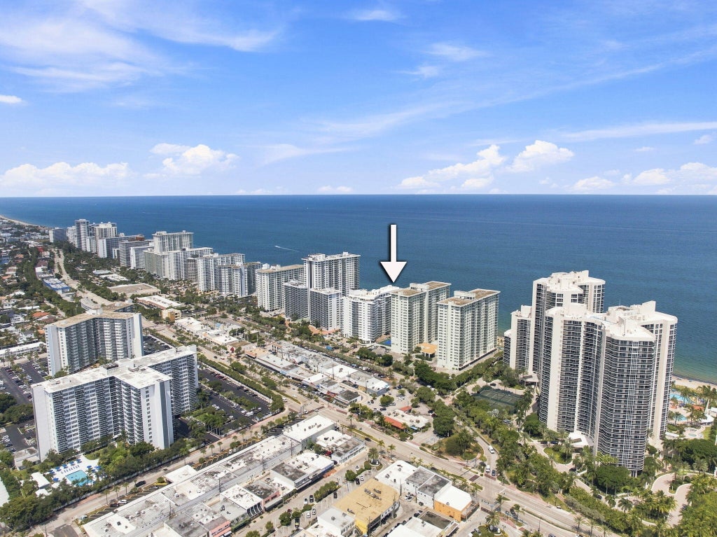 Photo of 3430 GALT OCEAN Drive #911, Fort Lauderdale, FL 33308 (MLS # B26068070)