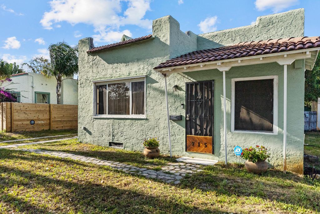 Photo of 715 Winters Street St, West Palm Beach, FL 33405 (MLS # R10789810)