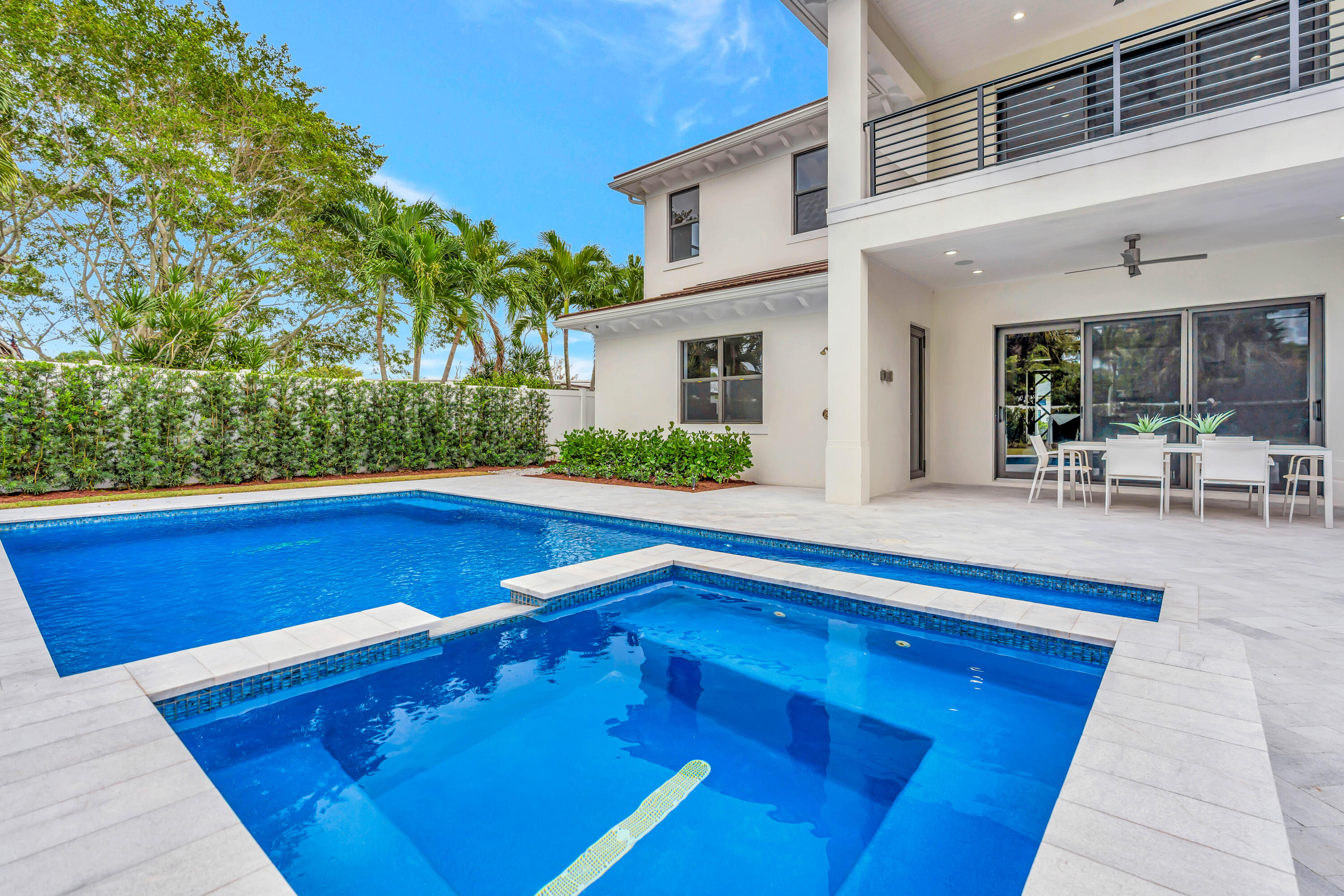 ALHAMBRA PARK - Residential