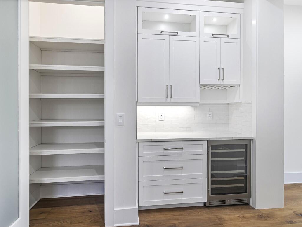 ALHAMBRA PARK - Residential