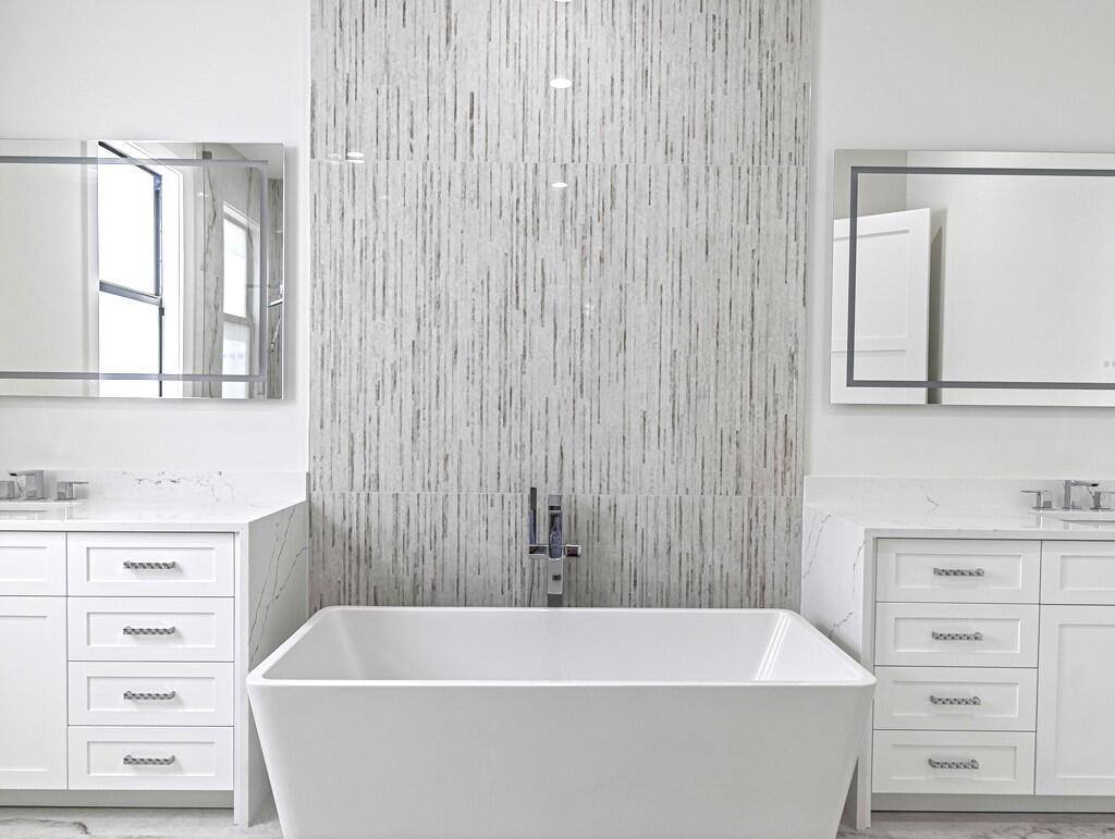 ALHAMBRA PARK - Residential