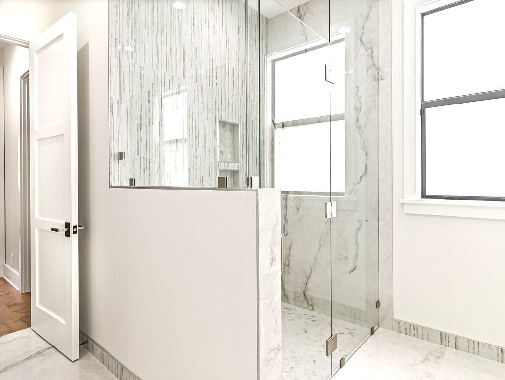 ALHAMBRA PARK - Residential