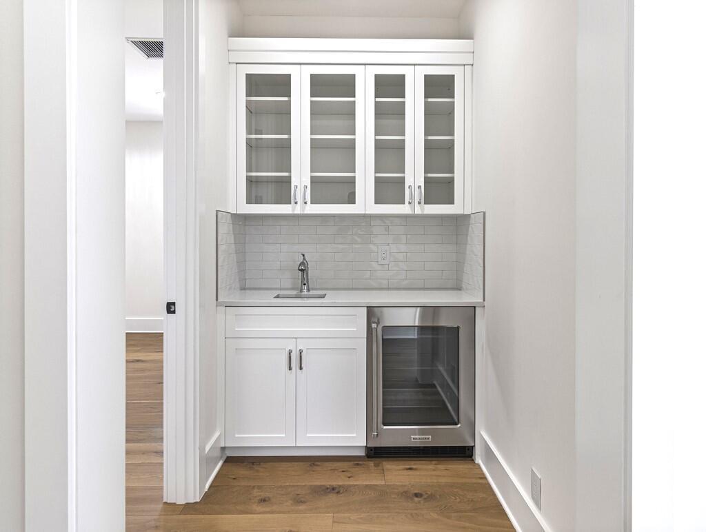 ALHAMBRA PARK - Residential