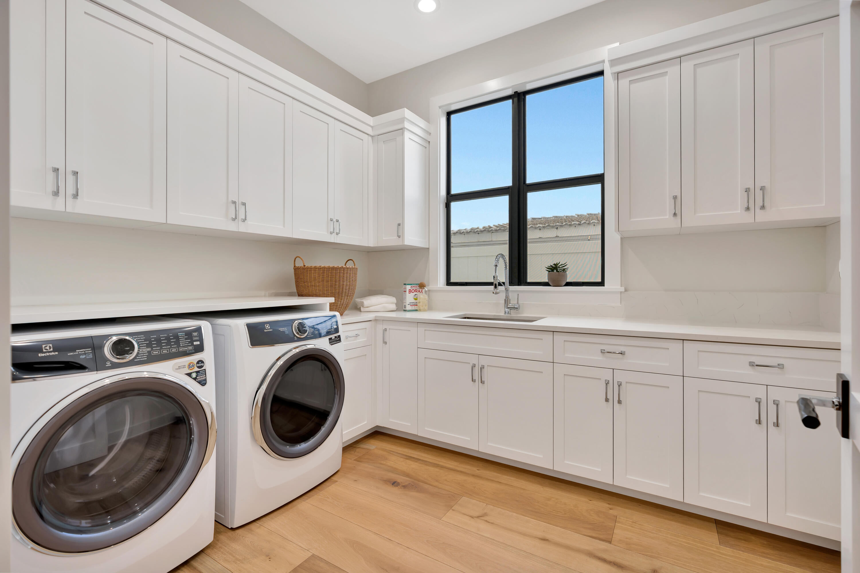 ALHAMBRA PARK - Residential