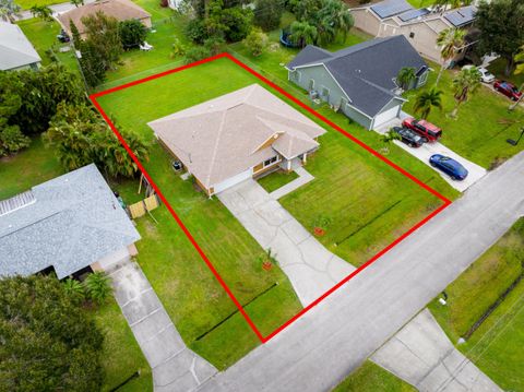 A home in Port St Lucie