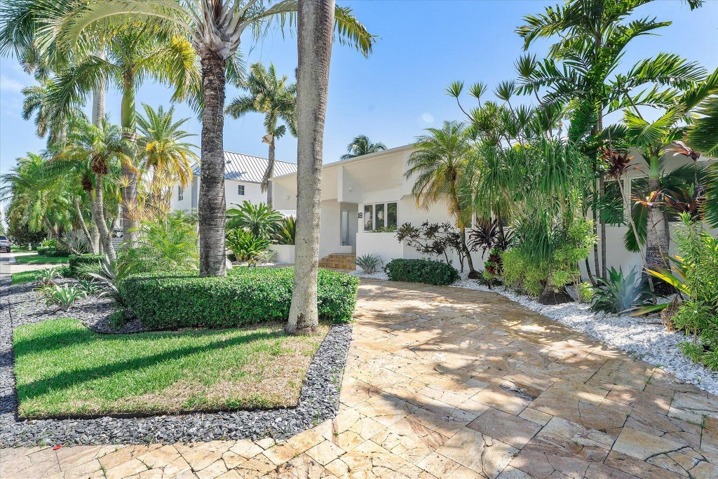 Photo of 18 Nurmi Drive, Fort Lauderdale, FL 33301 (MLS # B26071491)