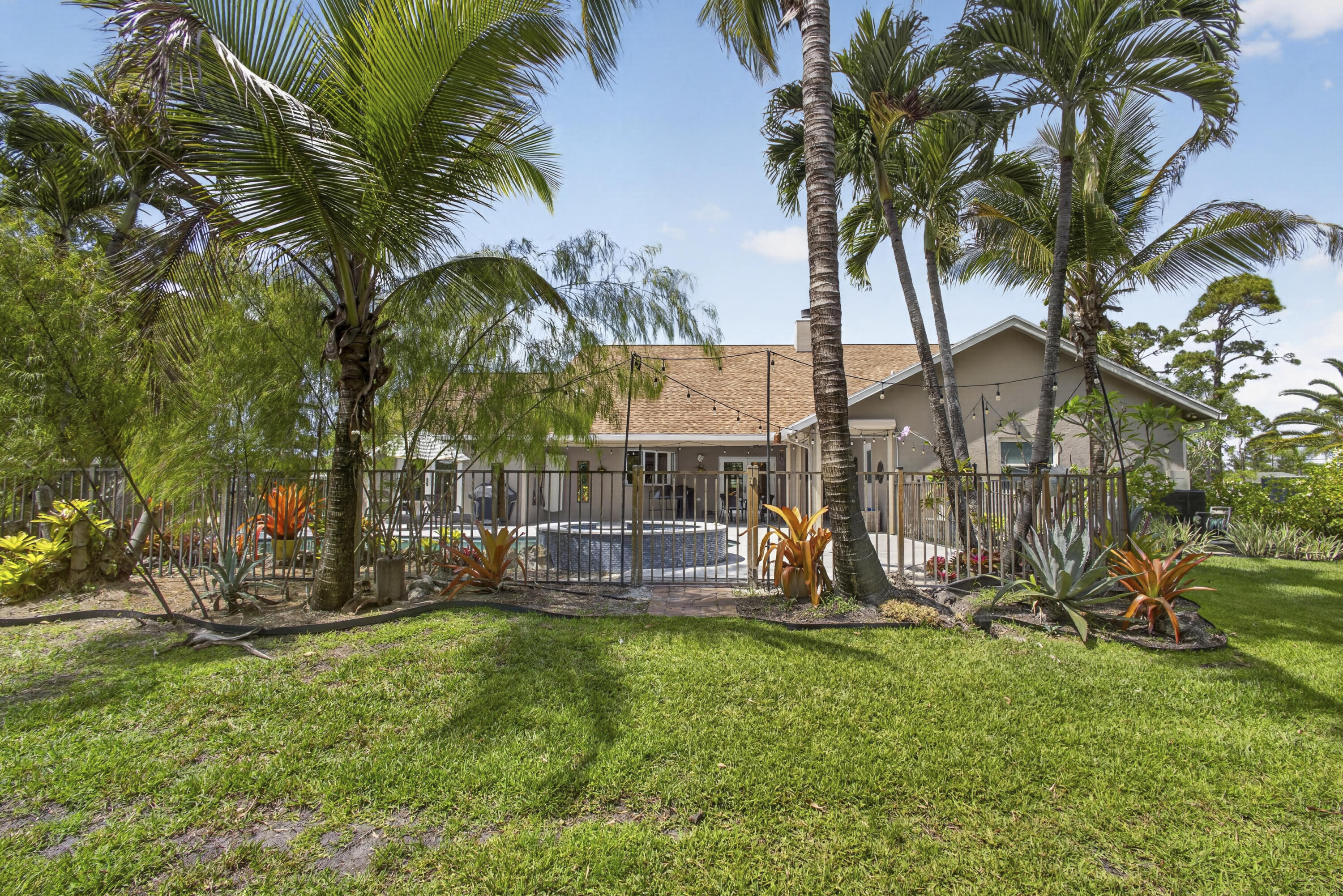 The Acreage - Residential